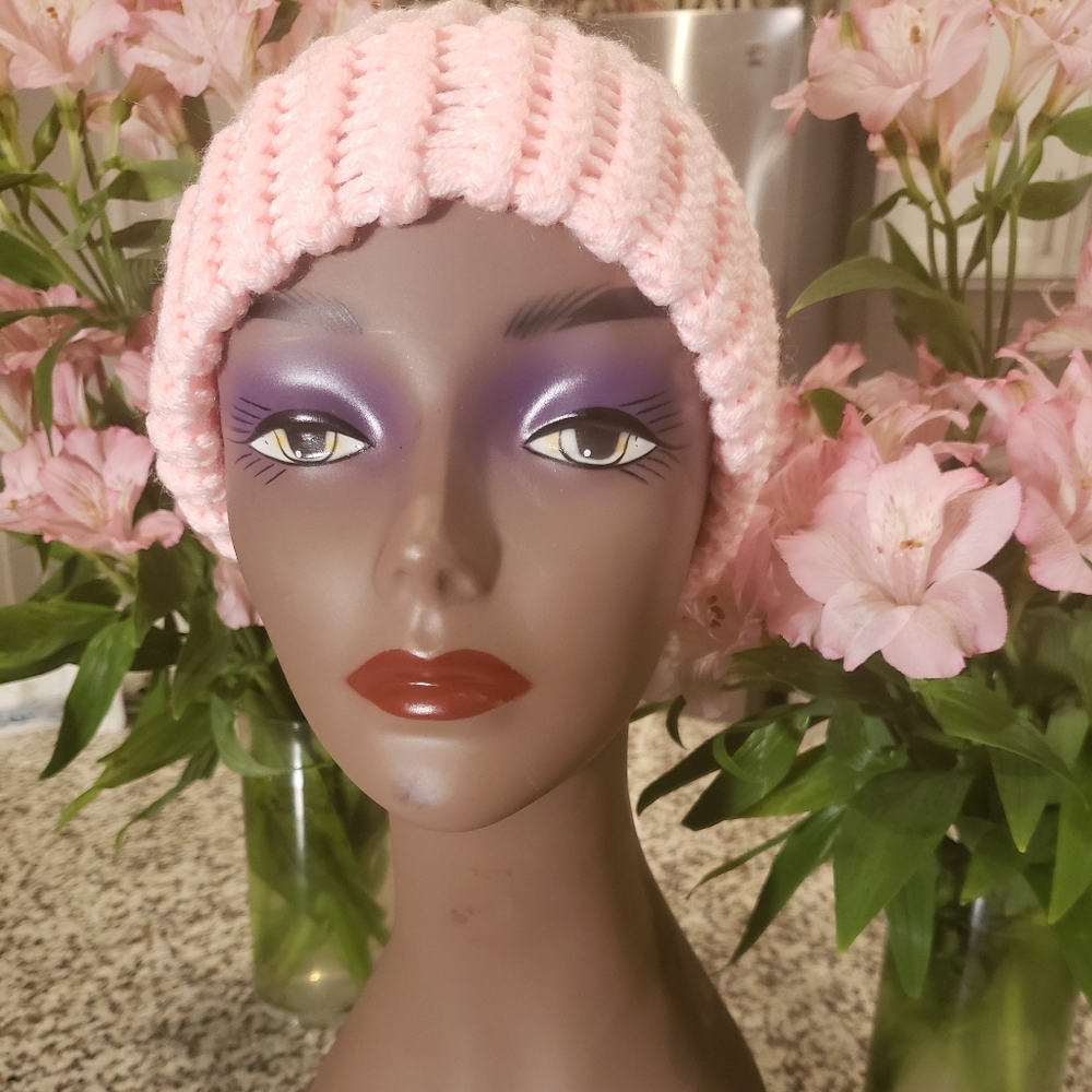 New pink kids/children's hand crochet hat